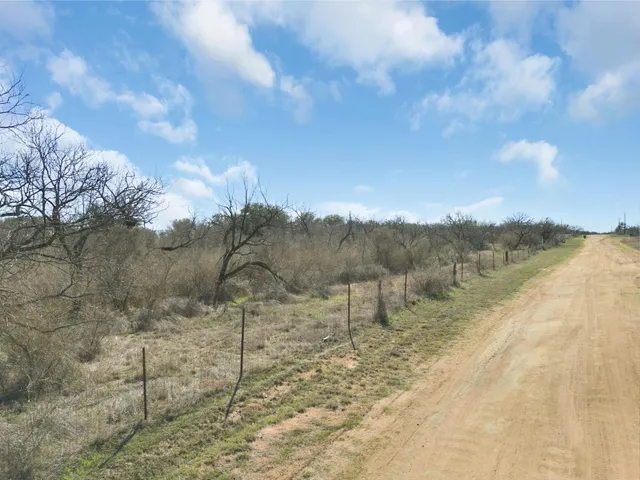 $153,200 | Delta Drive, Llano, TX 78643