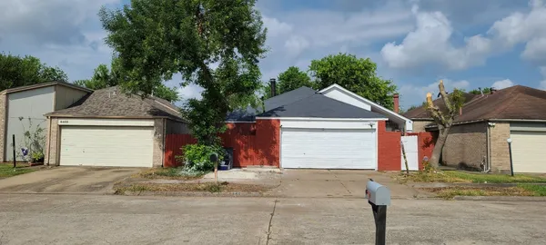 $1,550 | 6342 Gladewell Drive, Houston, TX 77072
