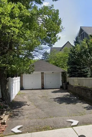 $250 | 120 Walden Street, Unit PARKING, Cambridge, MA 02140