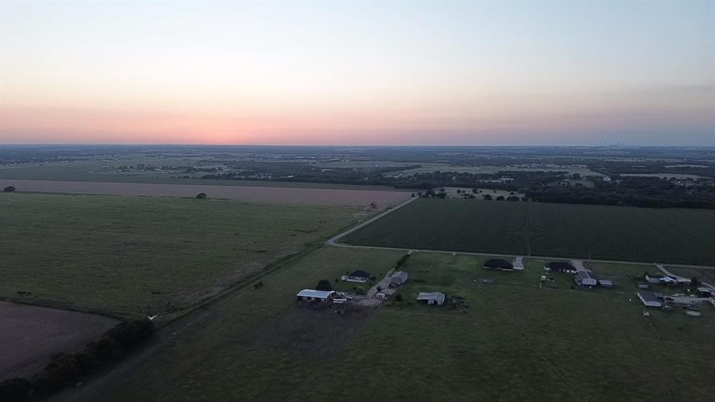 1071 Trumbull Road Ferris, TX 75125 - Photo 7 of 10