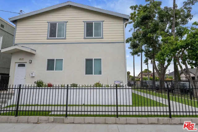$4,600 | 865 East 49th Street, Los Angeles, CA 90011
