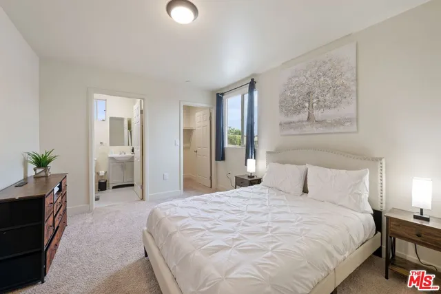 $4,600 | 865 East 49th Street, Los Angeles, CA 90011