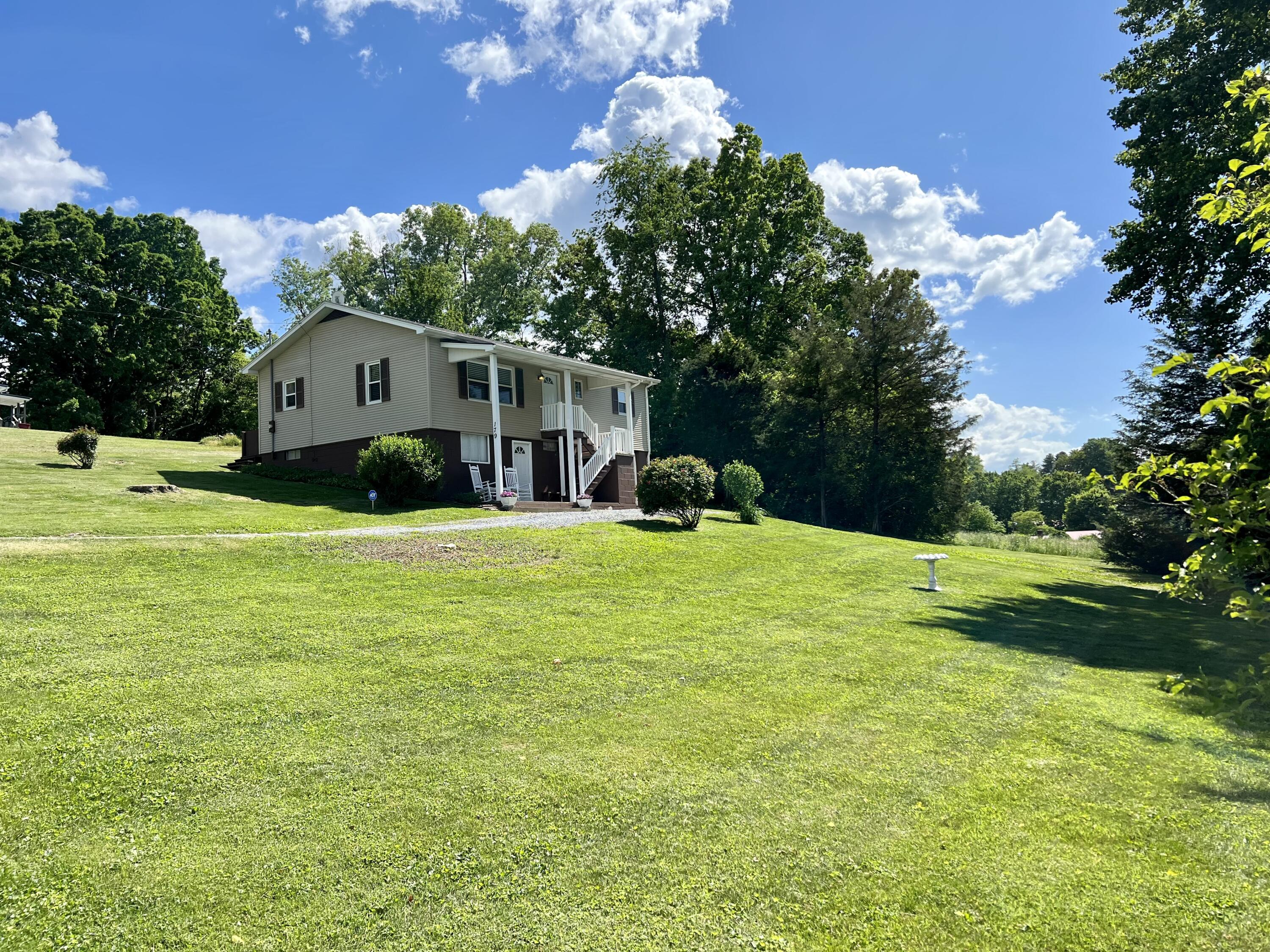 179 Hopper Road Johnson City, TN 37604 - Photo 29 of 31 IMG_0783