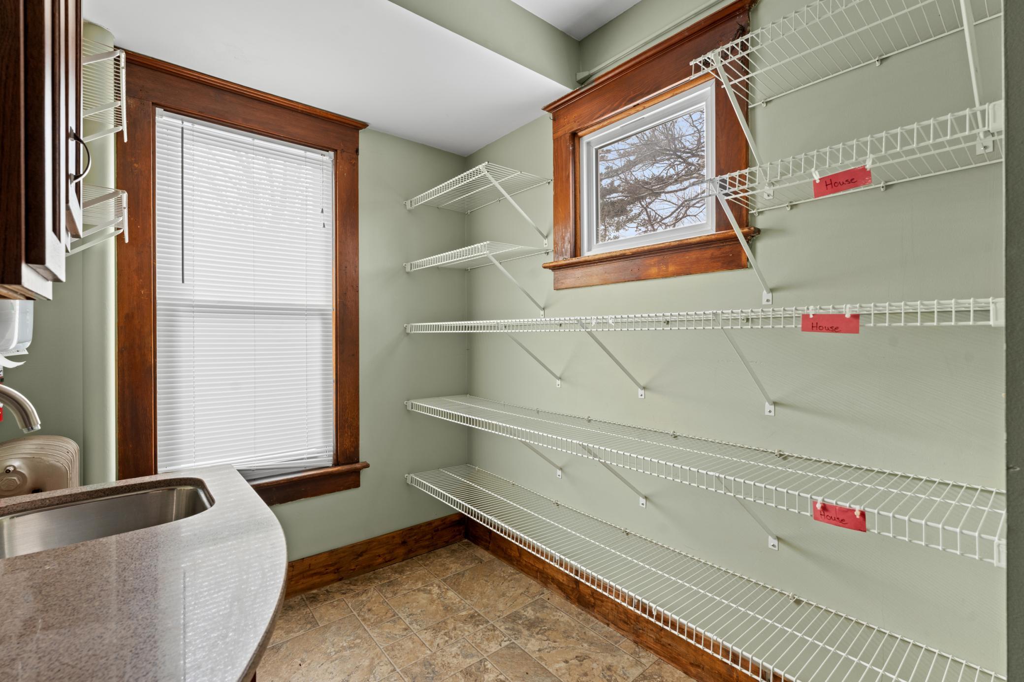 818 1st Street Southwest Rochester, MN 55902 - Photo 13 of 50