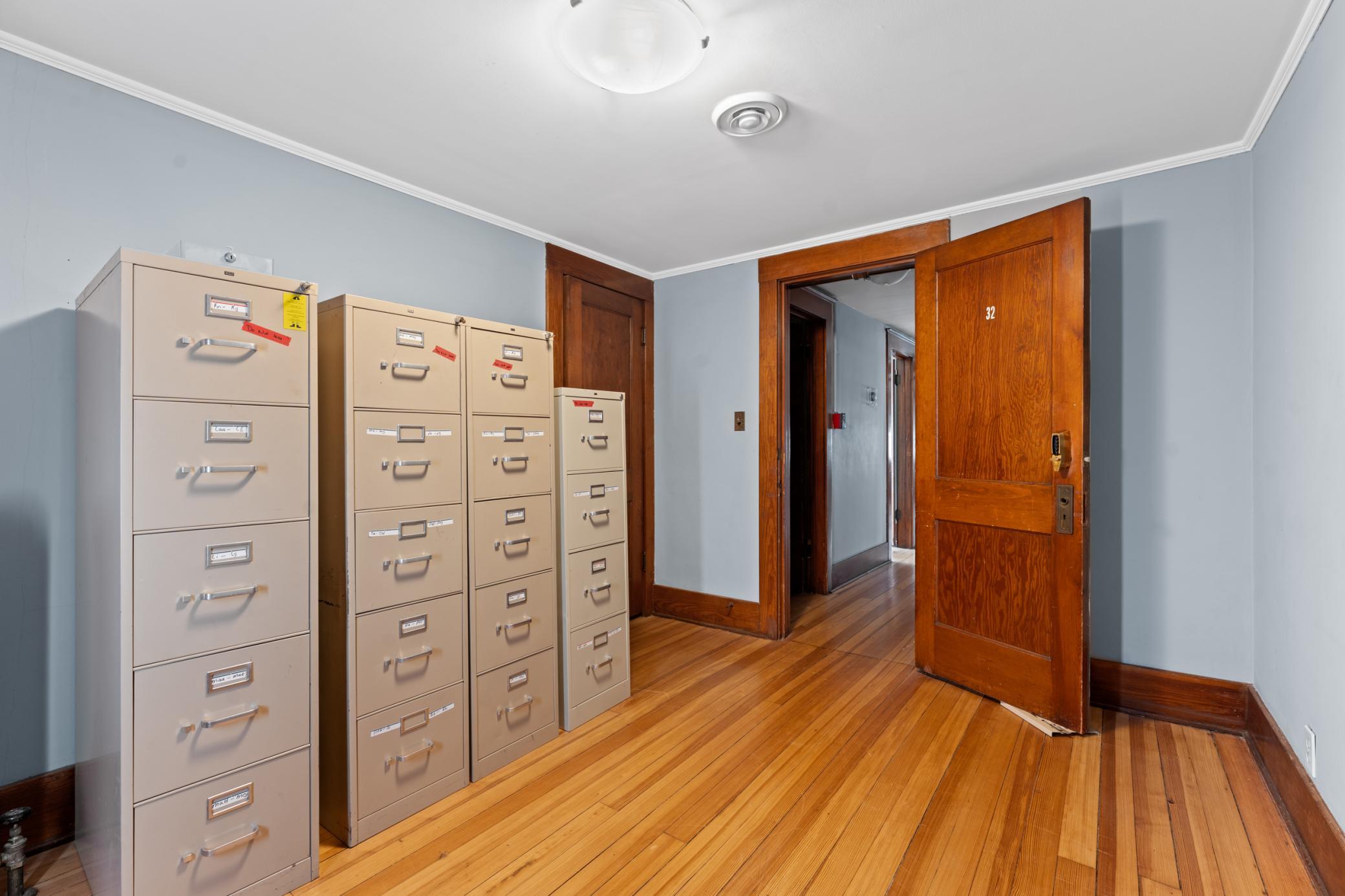 818 1st Street Southwest Rochester, MN 55902 - Photo 17 of 50