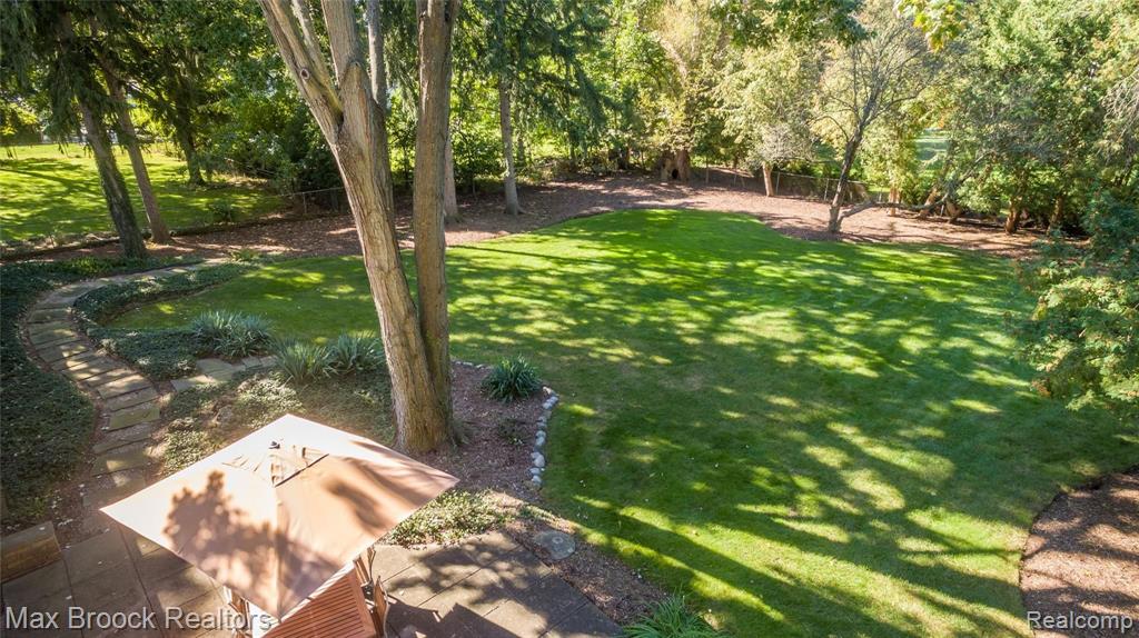 32481 Evergreen Road Beverly Hills, MI 48025 - Photo 24 of 57