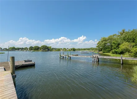 $3,600,000 | 121 Kenyon Farm Road, Narragansett, RI 02882