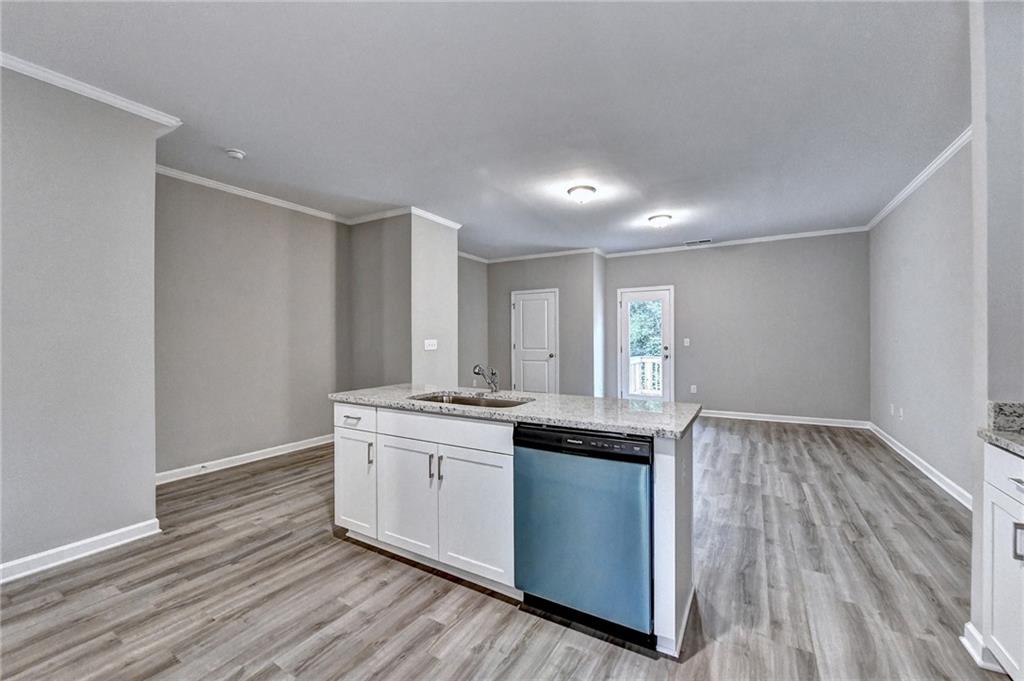 2776 Laurel Ridge Circle East Point, GA 30344 - Photo 11 of 47
