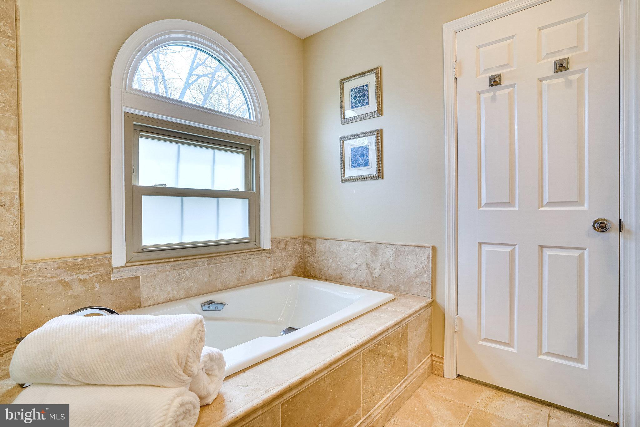 6829 Camus Place Springfield, VA 22152 - Photo 24 of 41