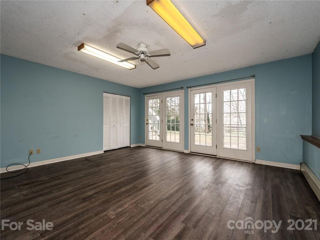 645 Concord Road Davidson, NC 28036 - Photo 33 of 36 Gallery Image 33