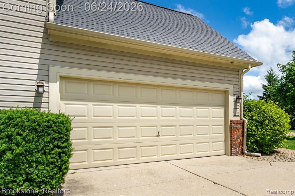 3812 Kossuth Road Lake Orion, MI 48360 - Photo 33 of 47