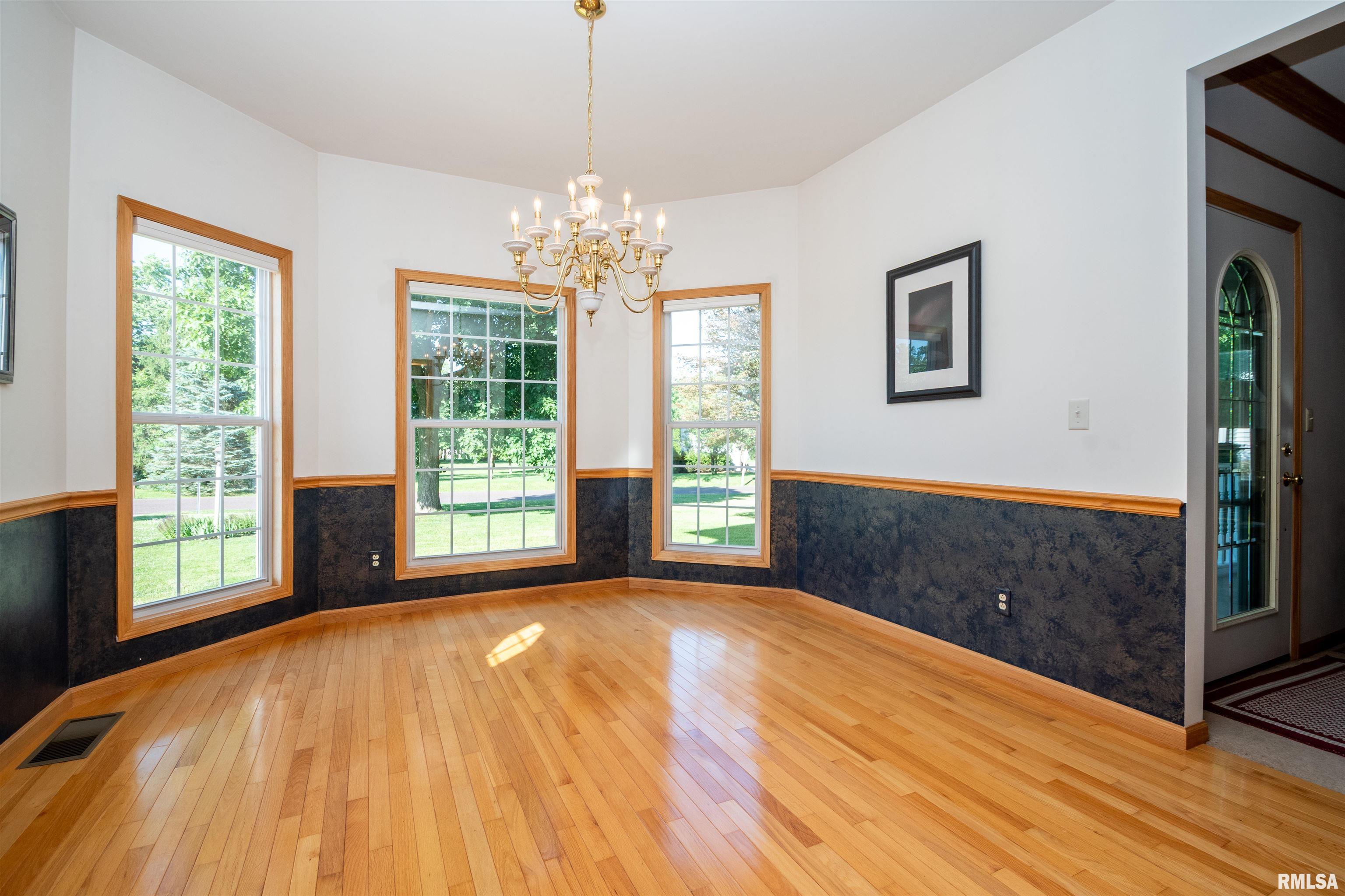 465 Town Hall Road Germantown Hills, IL 61548 - Photo 23 of 48