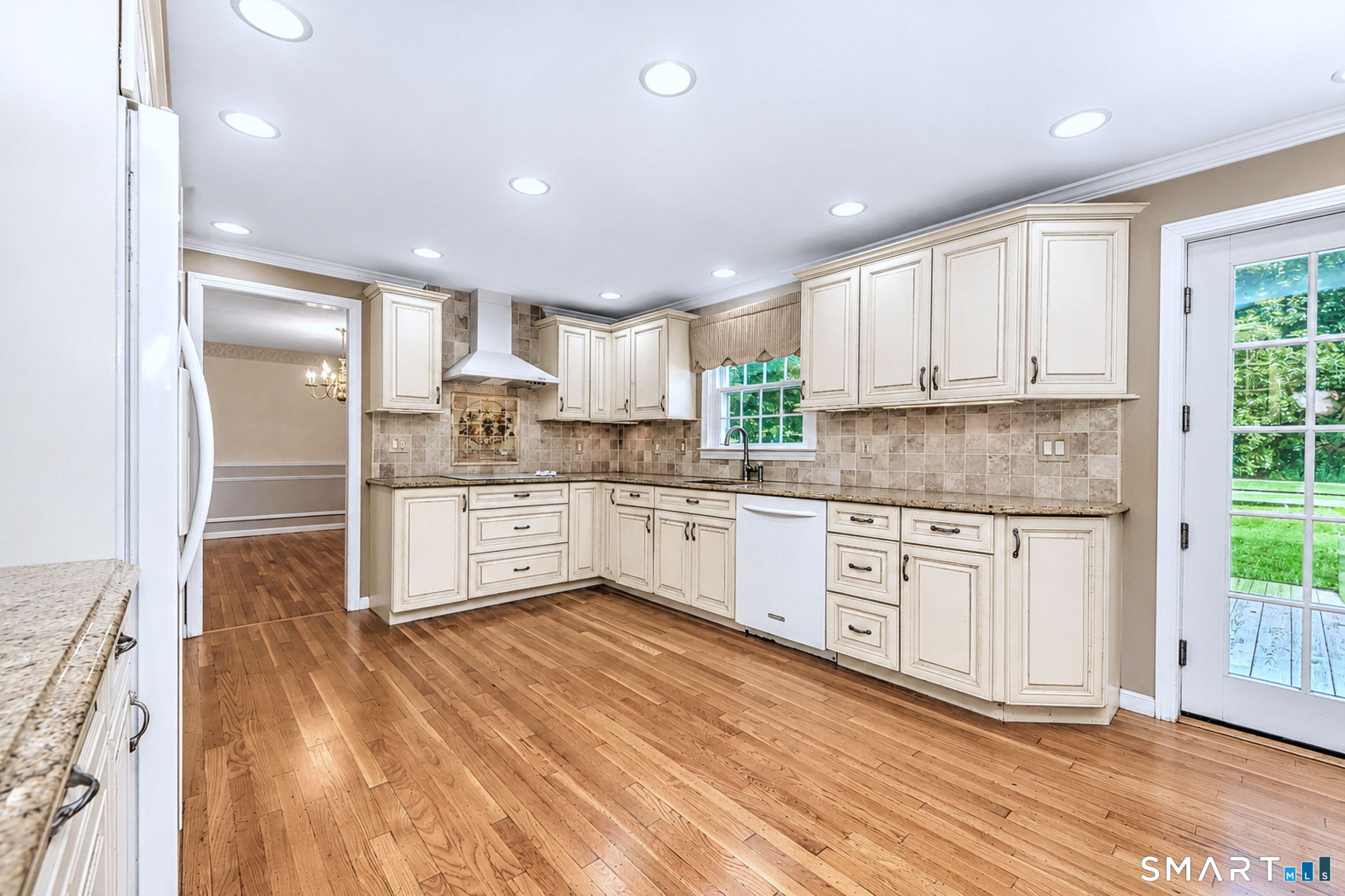 265 Argyle Road Orange, CT 06477 - Photo 15 of 40 Gallery Image 15