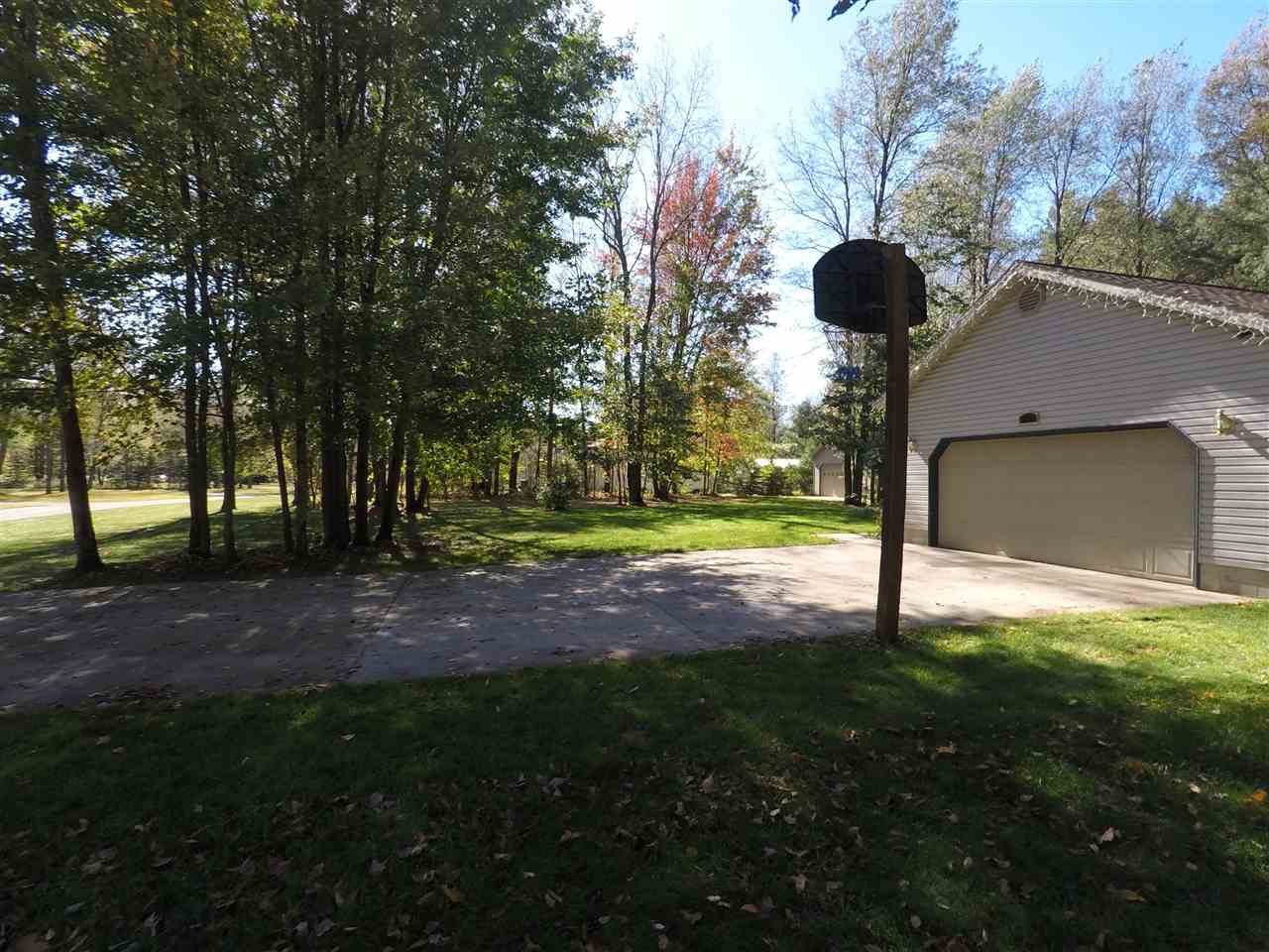 7954 Quarter Road Cadillac, MI 49601 - Photo 3 of 39 1839422-2.JPG