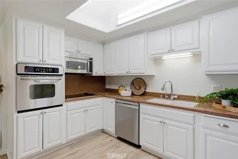$510,000 | 1125 Northwood Road, Seal Beach, CA 90740