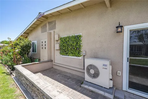 $510,000 | 1125 Northwood Road, Seal Beach, CA 90740