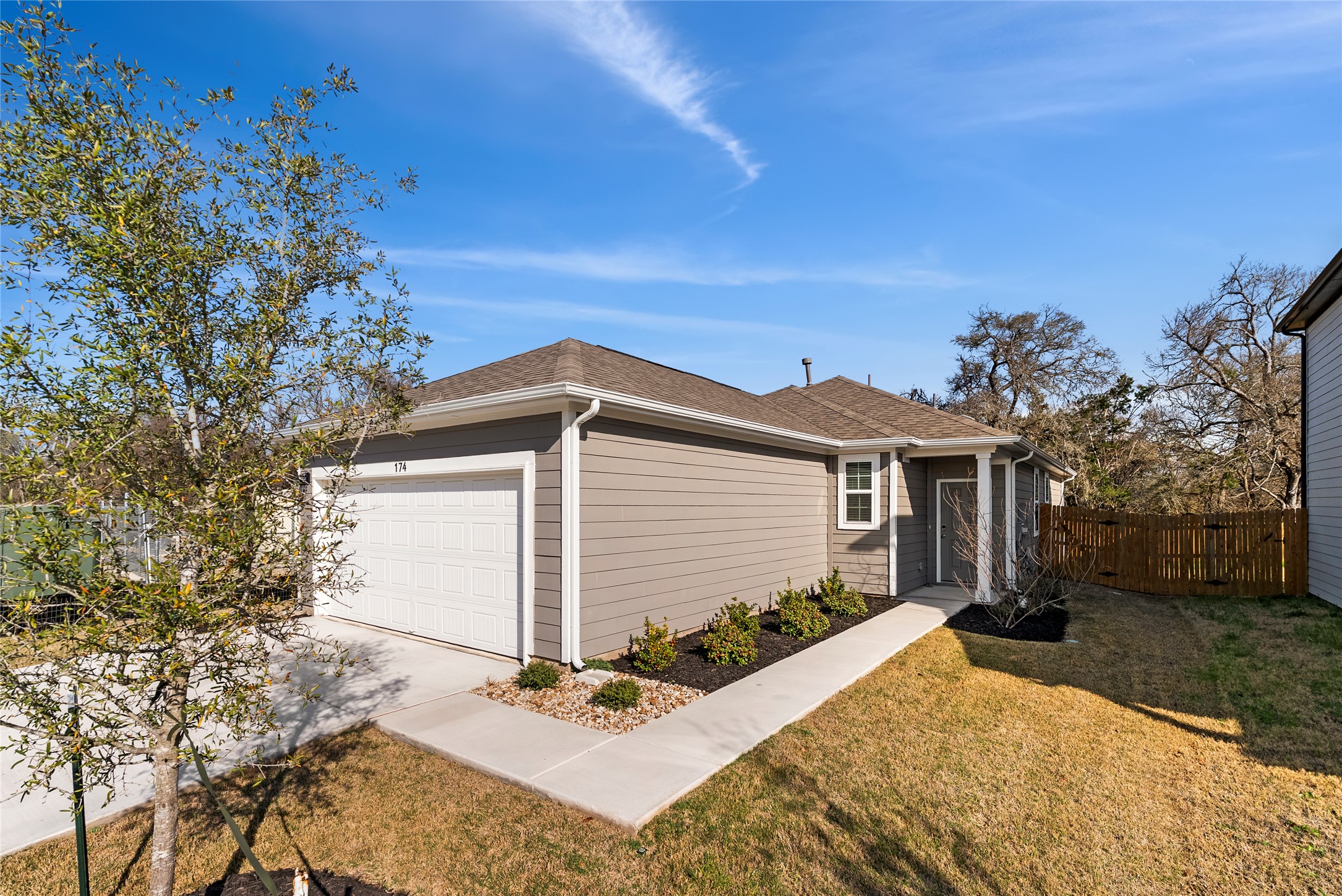 Beautifully maintained home that backs up to greenbelt