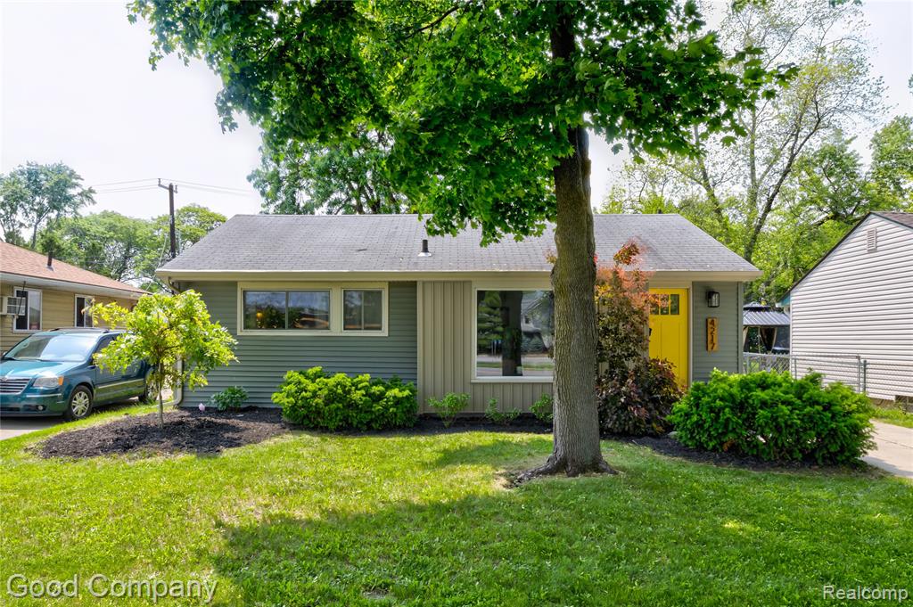 4217 Crooks Road Royal Oak, MI 48073 - Photo 41 of 50