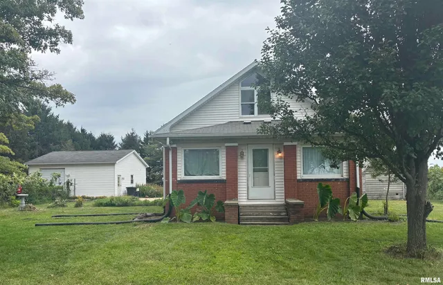 $117,900 | 593 Knox Road 2000 North, Wataga, IL 61488