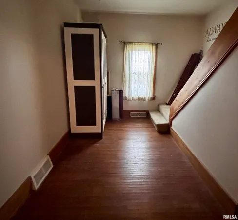 $109,900 | 593 Knox Road 2000 North, Wataga, IL 61488