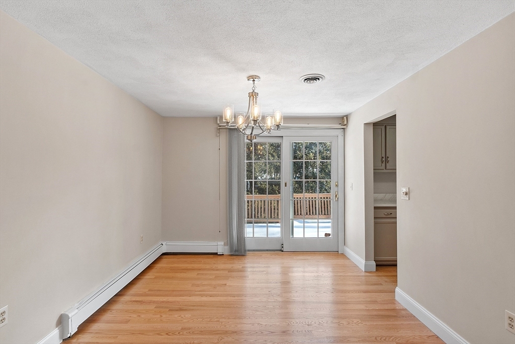 21 Leonard Road Framingham, MA 01701 - Photo 8 of 42