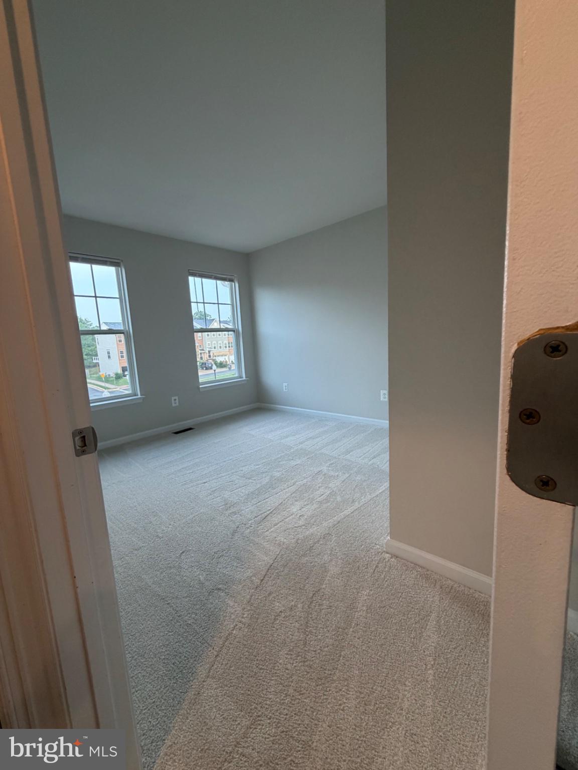 25333 Wakestone Terrace Chantilly, VA 20152 - Photo 72 of 109 Bright and airy room with a view.