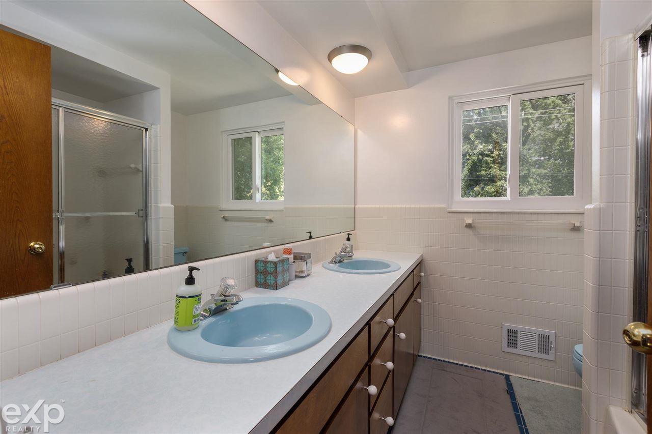 2762 South Christian Hill Rochester, MI 48309 - Photo 23 of 33
