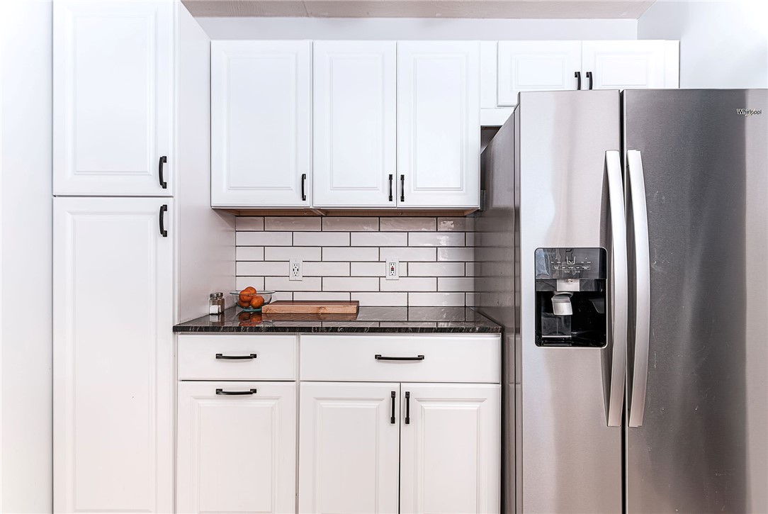 19 Crestview Drive, Unit C Westerly, RI 02891 - Photo 4 of 34