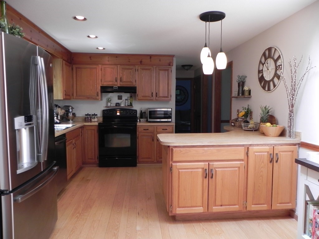 5 Burleigh Road Wilbraham, MA 01095 - Photo 2 of 15 Gallery Image 2