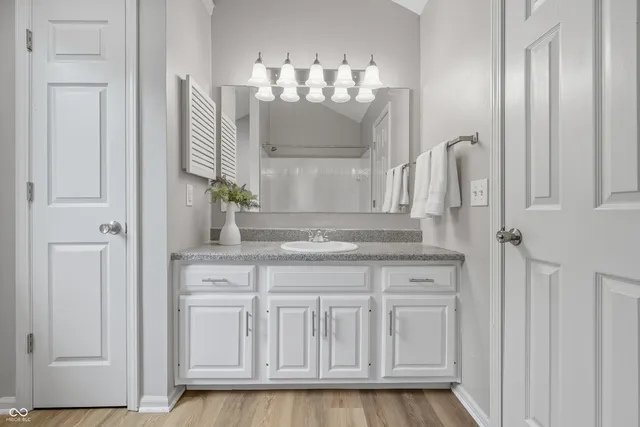 $2,500 | 7707 River Road, Unit 10, Indianapolis, IN 46240