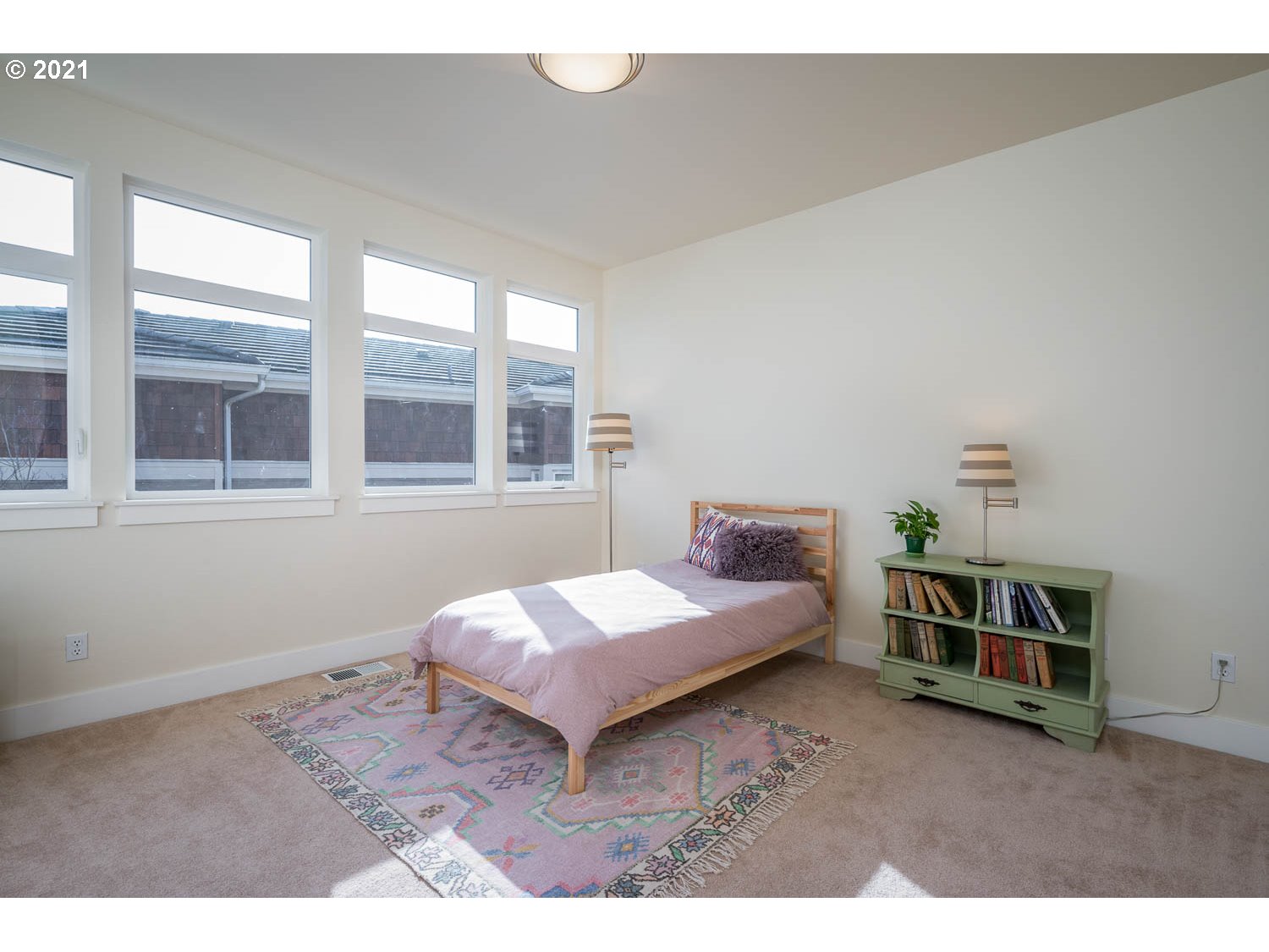 3173 Northwest Miller Road Portland, OR 97229 - Photo 18 of 26 Gallery Image 18