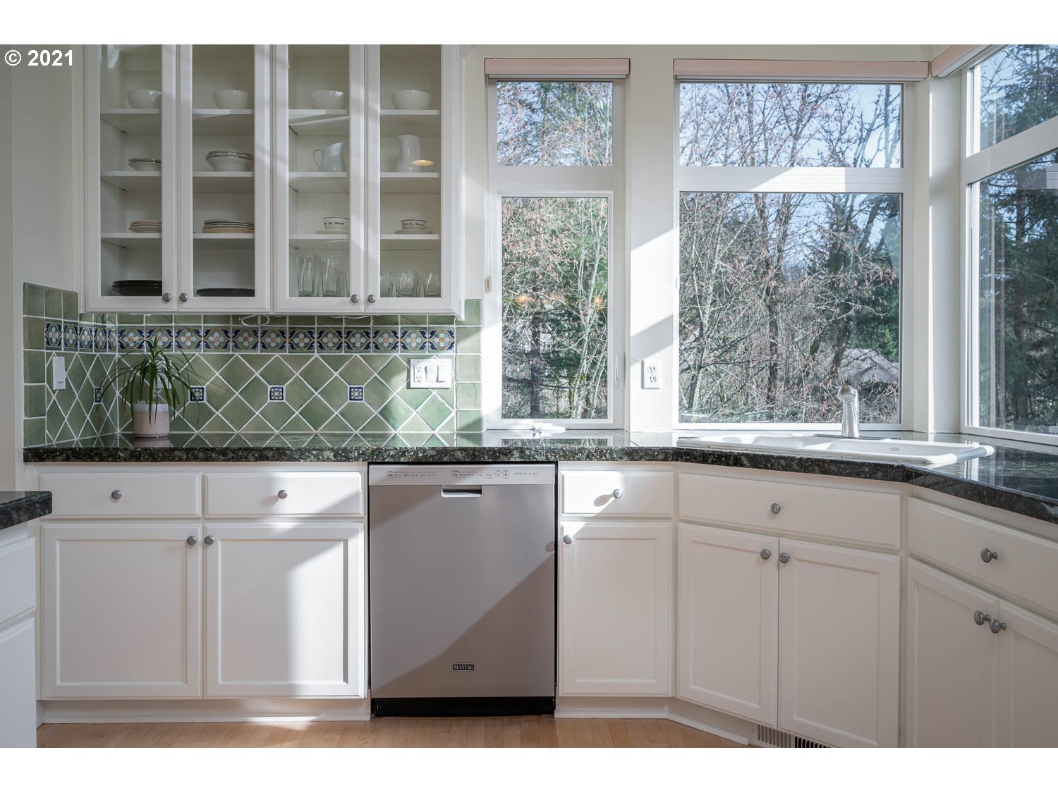 3173 Northwest Miller Road Portland, OR 97229 - Photo 6 of 26 Gallery Image 6