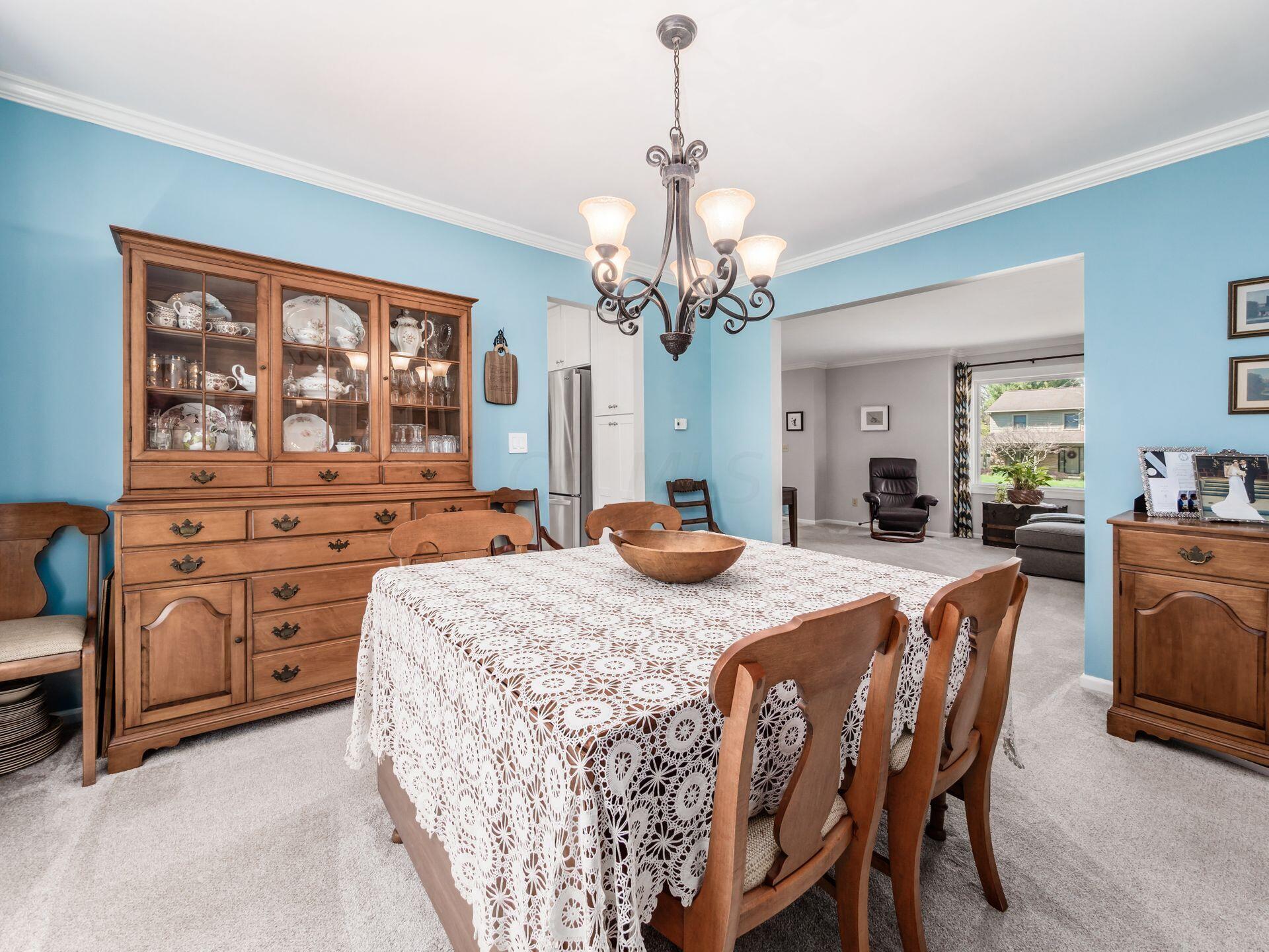 4431 Shire Mill Road Hilliard, OH 43026 - Photo 7 of 35 Dining Room