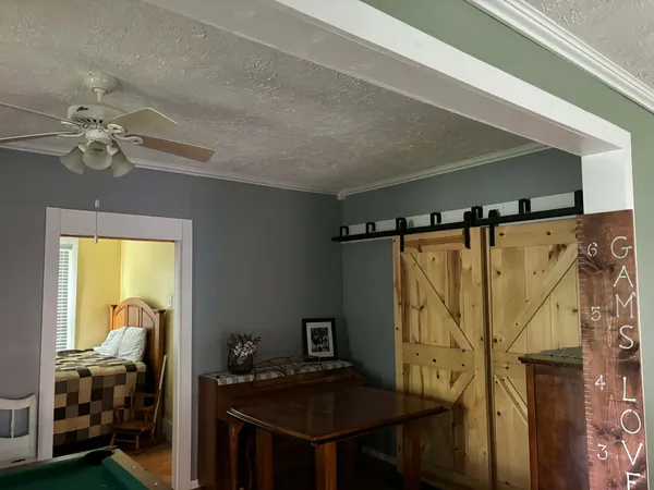 $169,000 | 507 South Washington Street, McLeansboro, IL 62859