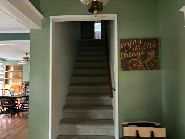 $169,000 | 507 South Washington Street, McLeansboro, IL 62859