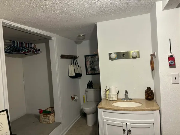 $169,000 | 507 South Washington Street, McLeansboro, IL 62859