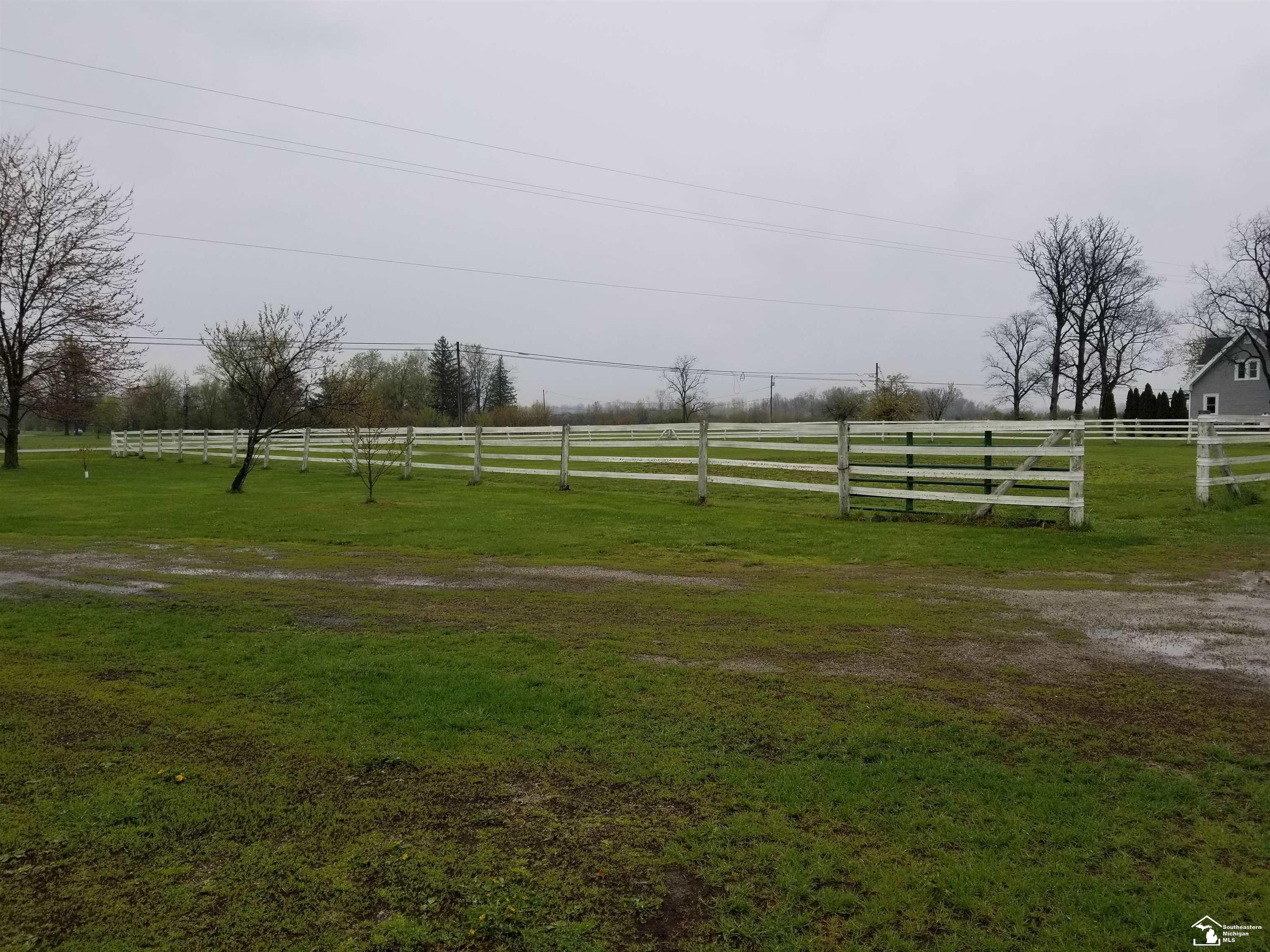 5545 Section Road Ottawa Lake, MI 49267 - Photo 7 of 27