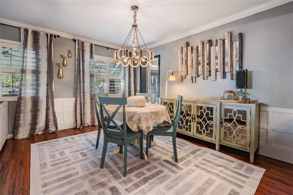 302 Whitcomb Boulevard Tarpon Springs, FL 34689 - Photo 12 of 49