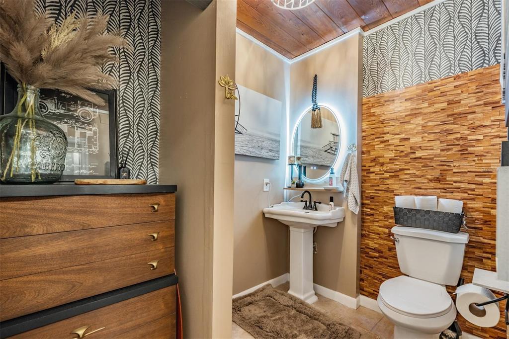 302 Whitcomb Boulevard Tarpon Springs, FL 34689 - Photo 19 of 49