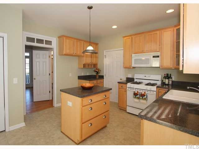 104 Rother Lane Durham, NC 27707 - Photo 5 of 12 Kitchen