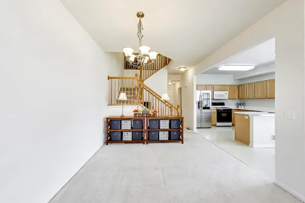 $288,000 | 1117 McKay Circle, Grayslake, IL 60030