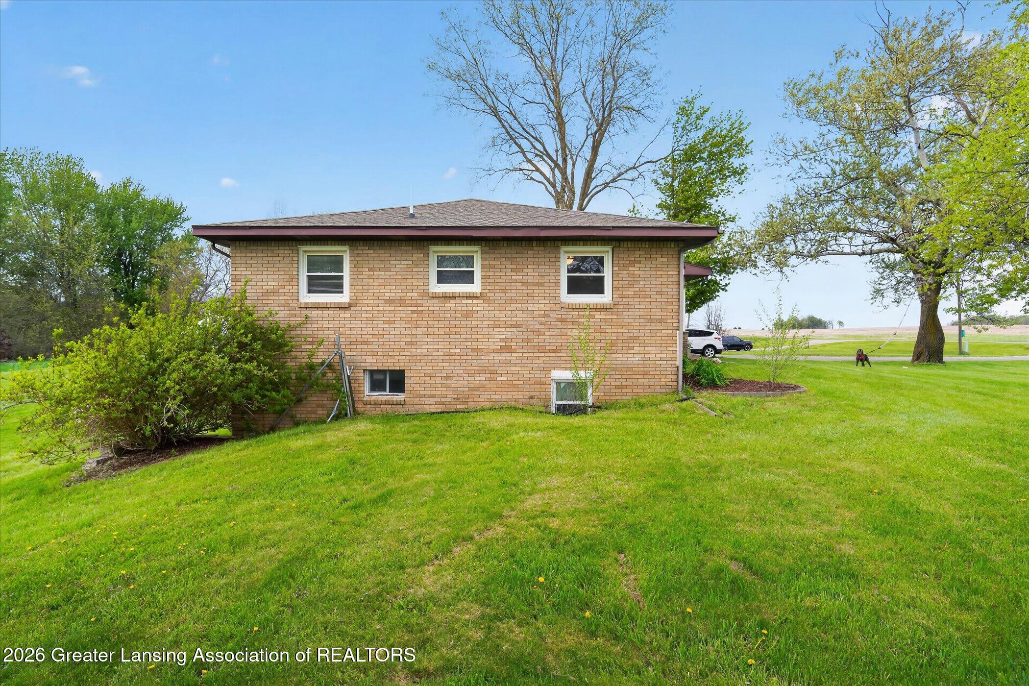 10970 Airport Road Dewitt, MI 48820 - Photo 47 of 53 47-10970-Airport-Rd-DeWitt-Windowstill