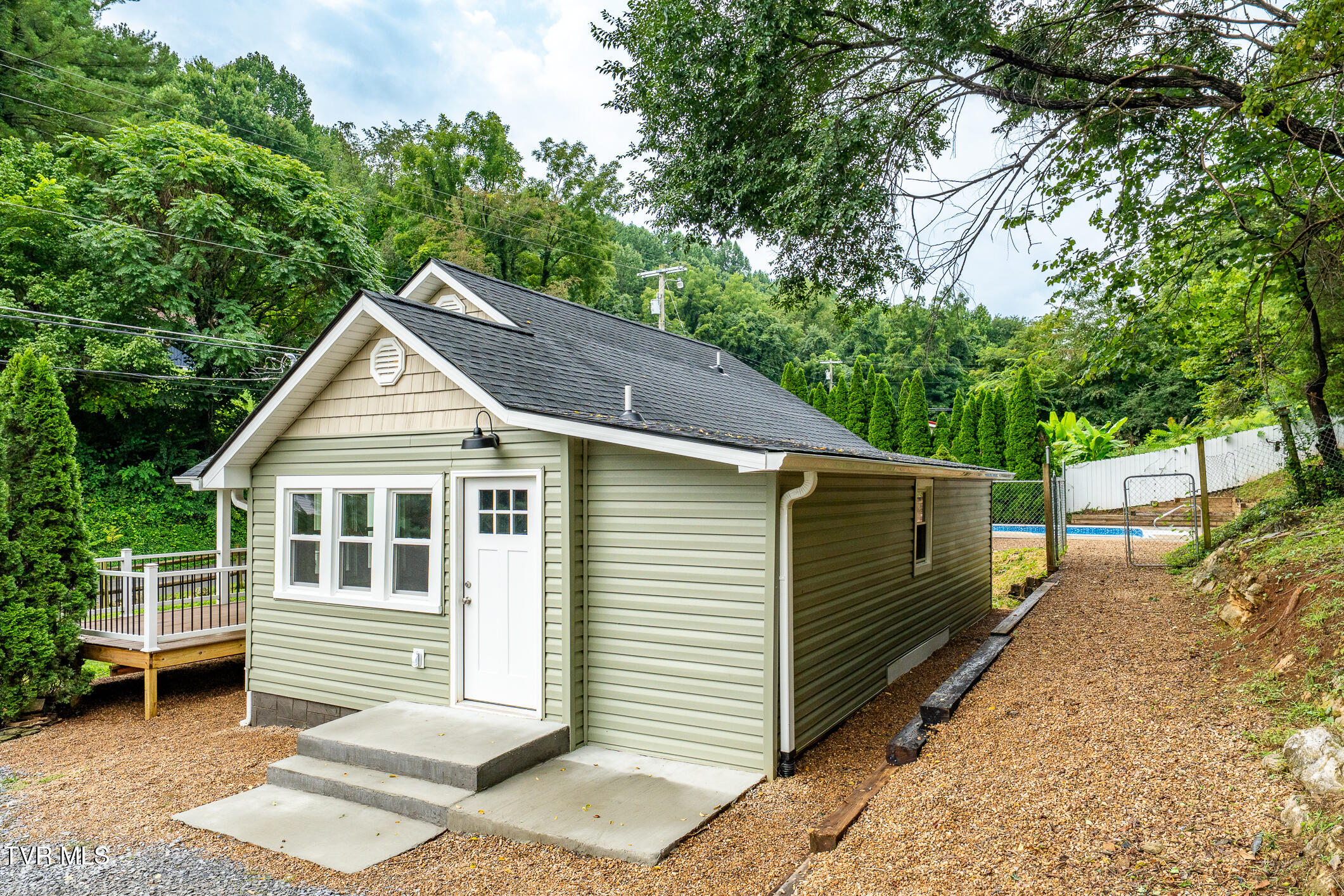200 Coal Chute Road Elizabethton, TN 37643 - Photo 14 of 49 200 Coal Chute Rd (14 of 49)