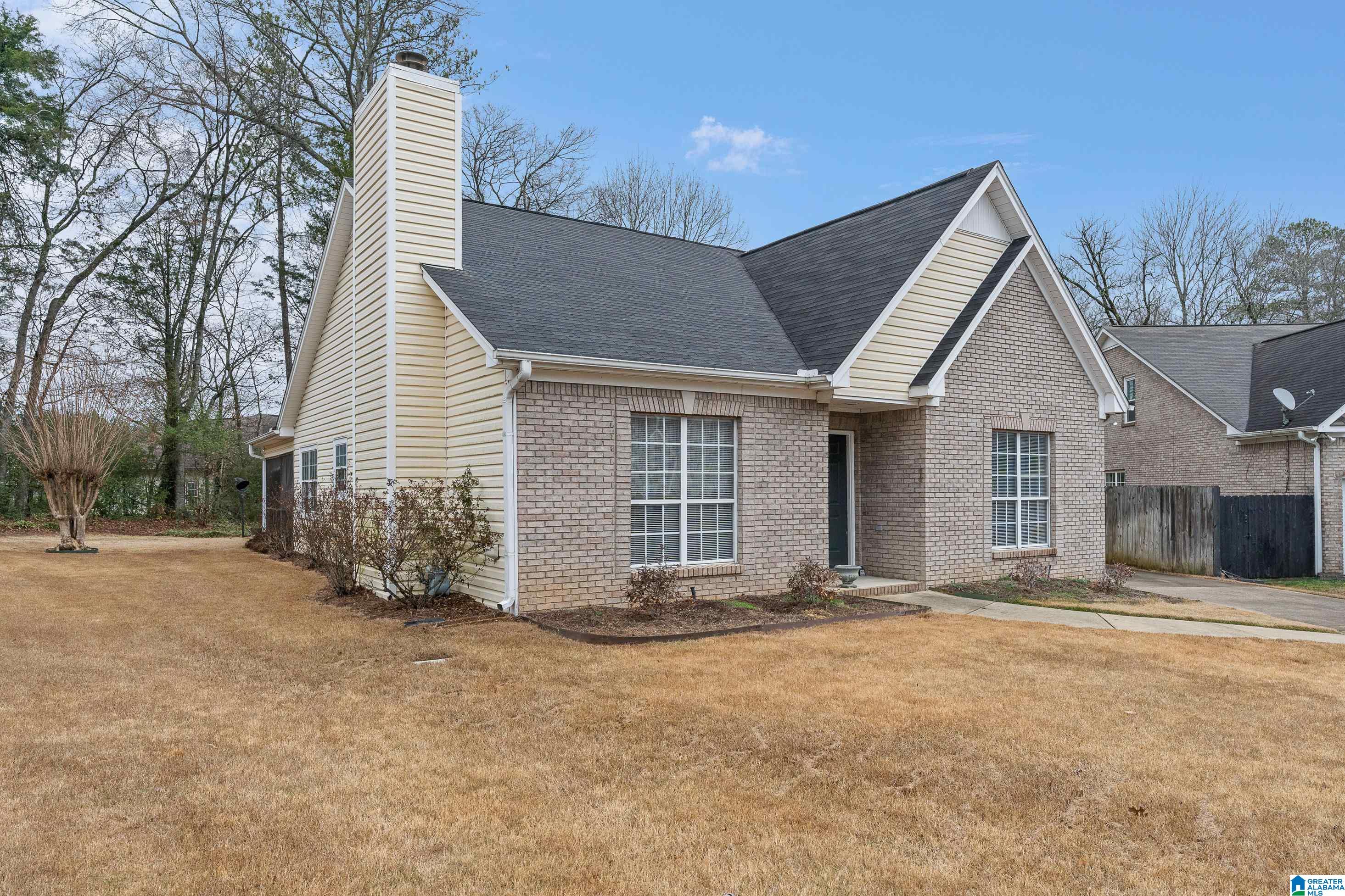 8576 Covington Way Leeds, AL 35094 - Photo 2 of 27