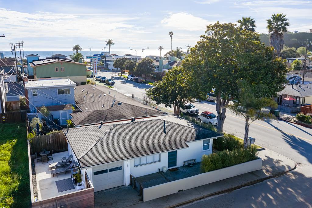 130 Hainline Road Aptos, CA 95003 - Photo 23 of 28 an aerial view of a house with sitting space
