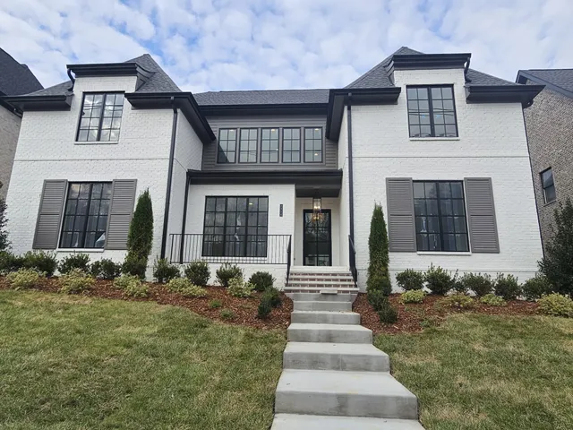 $1,679,900 | 2954 Del Rio Pike, Franklin, TN 37069