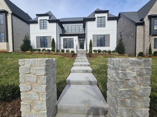 $1,679,900 | 2954 Del Rio Pike, Franklin, TN 37069