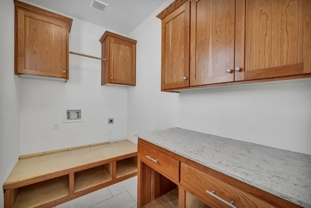 $2,995 | 9100 Sommerland Way, Austin, TX 78749