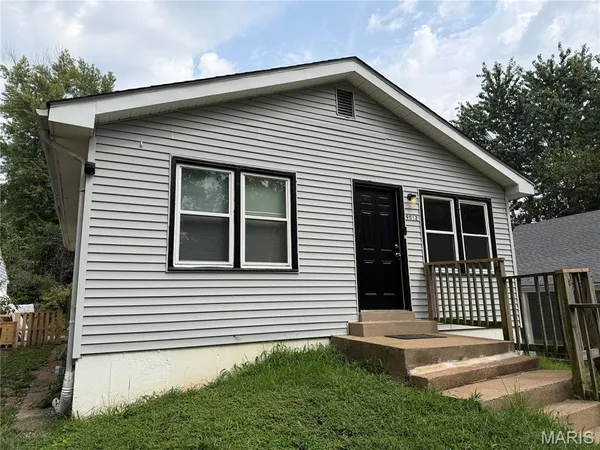 $1,200 | 9812 Winkler Drive, St. Louis, MO 63136