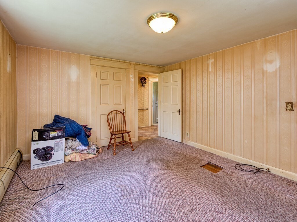 37 Clara Barton Road Oxford, MA 01537 - Photo 13 of 35 Gallery Image 13